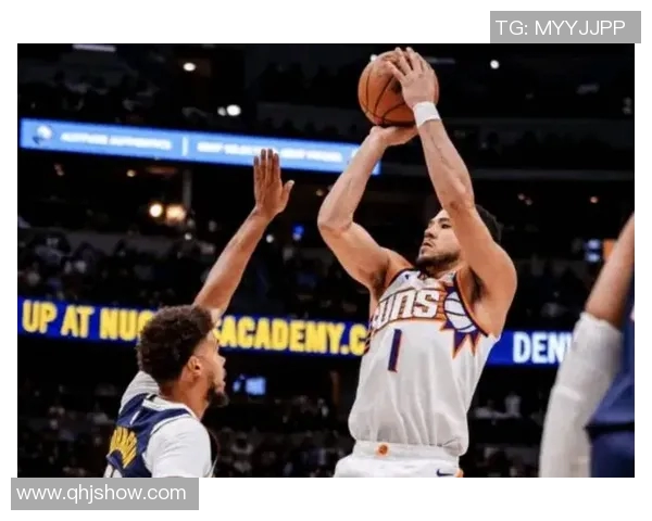 遗憾空砍!布克三分12中5贡献34分5篮板11助攻 遗憾空砍!布克三分12中5贡献34分5篮板11助攻